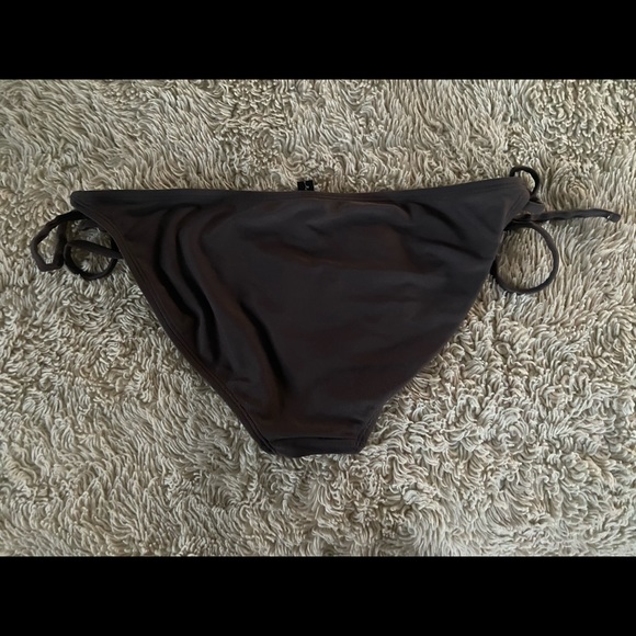 Bottom bikini - Picture 2 of 2